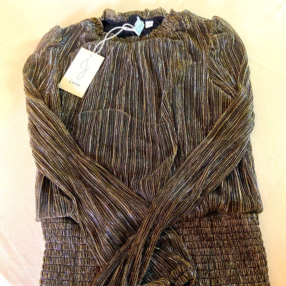 Stunning Joie metallic ,black blouse(S)